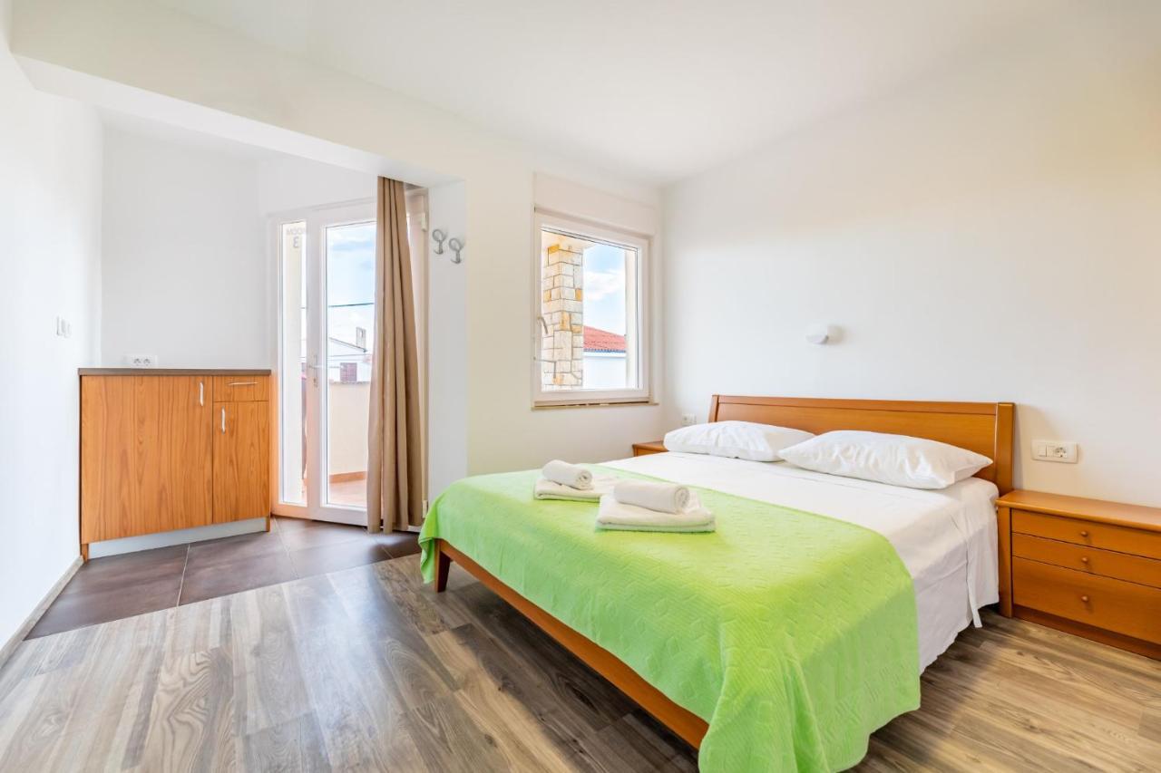 Dalibor Baska Rooms Buitenkant foto